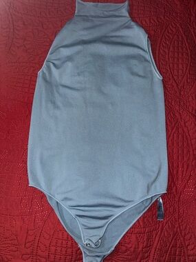 Skims L/XL high neck mock neck bodysuit